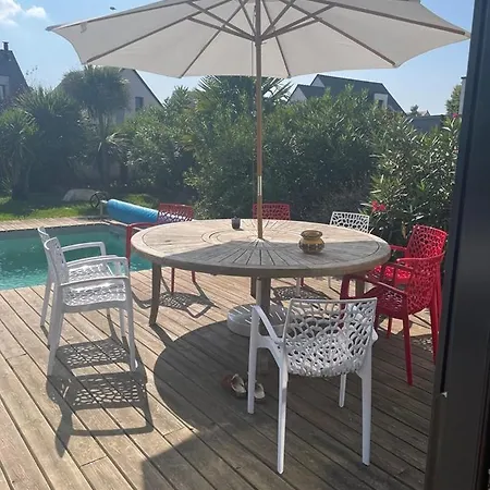 Avec Piscine Chauffee
